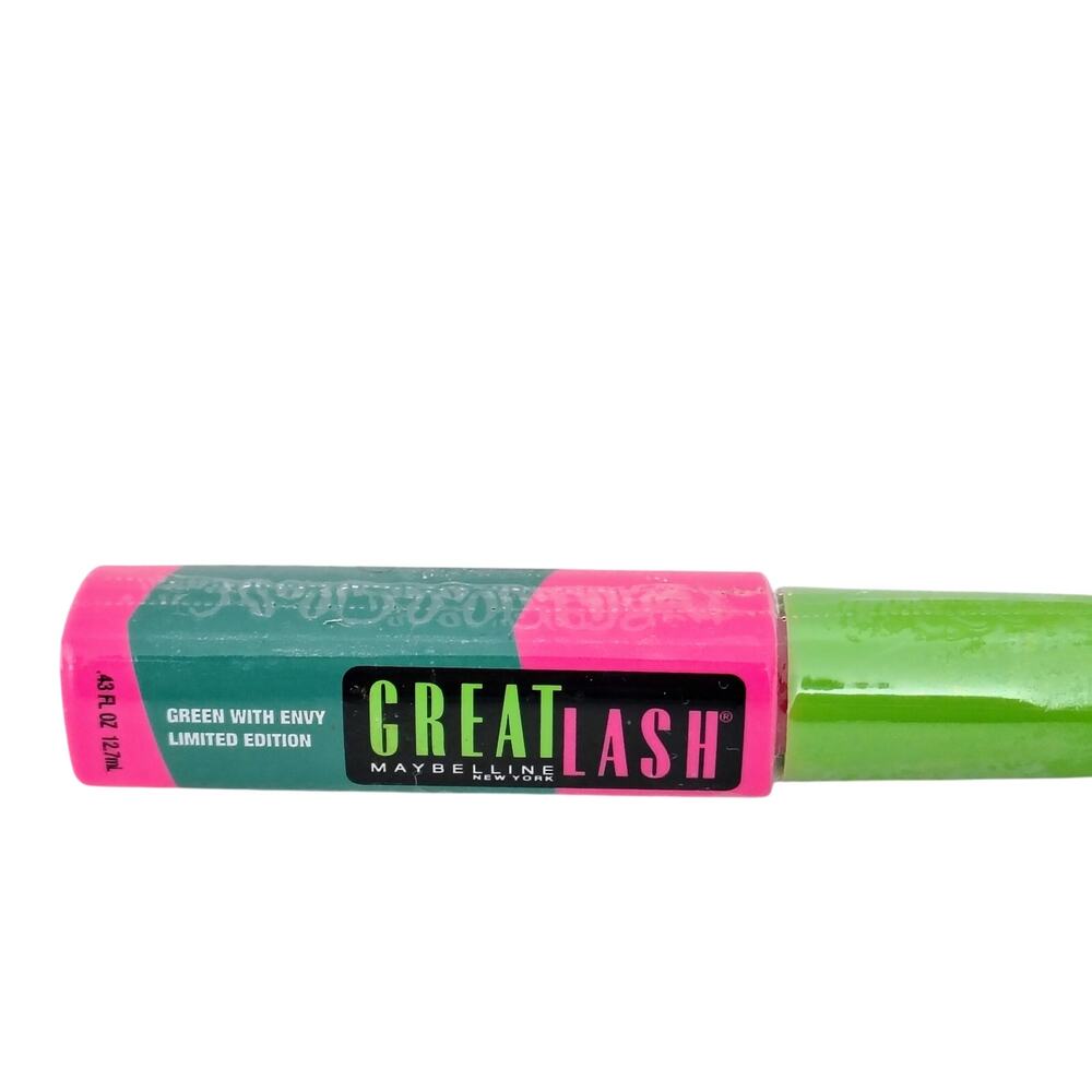 Maybelline Great Lash Green with Envy Mascara Limited Edition Sealed Discontinue
